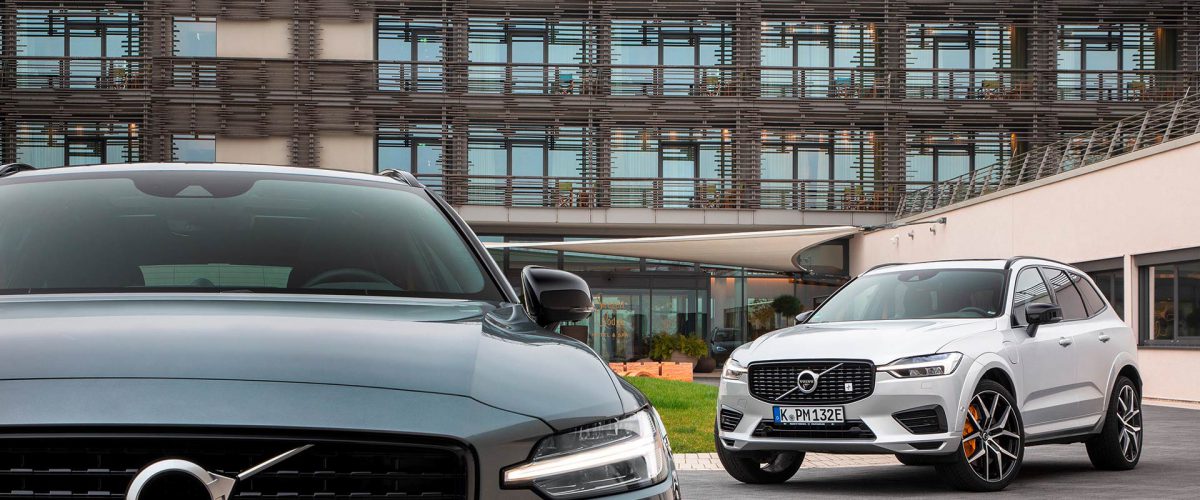 Volvo_V60_und_XC60_vikingmotors